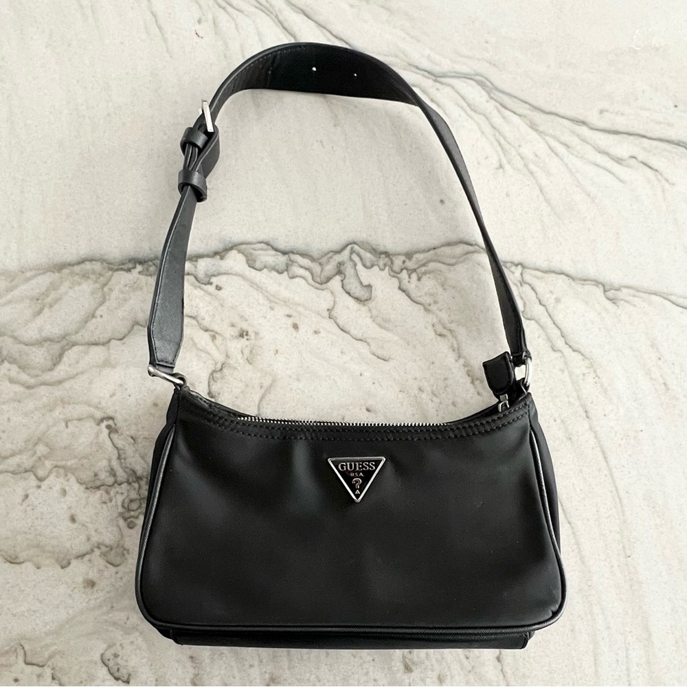 Nylon Guess Black Shoulder Bag with Buckle